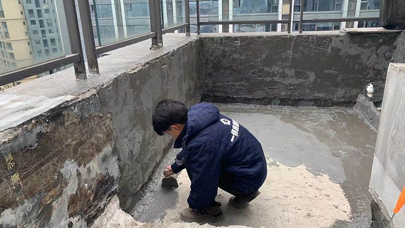 顶楼阳台防水，如何选择合适的补漏材料？**